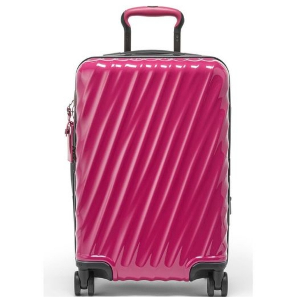 TUMI V3 International Expandable 4 Wheeled Carry-On